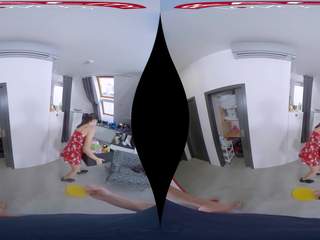 Baise votre tchèque femme de chambre en vr