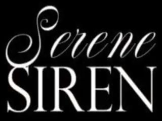 Serene's serenade еліта білявка мастурбує