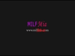 Abspritzen für uns milf bitte?