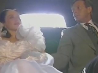 Pappa knullet tenåring på henne weedding dag