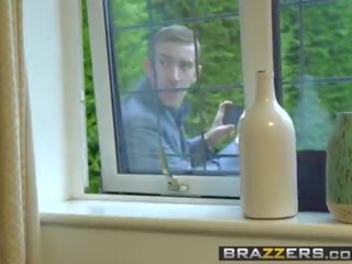 Brazzers - porno zvaigznes tāpat tas liels - (aletta okeāns danny d) - peeping the pornozvaigzne