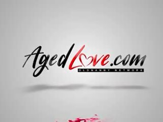 Agedlove חזה גדול נשים בין גזעי שלישיה: חופשי פורנו 0e