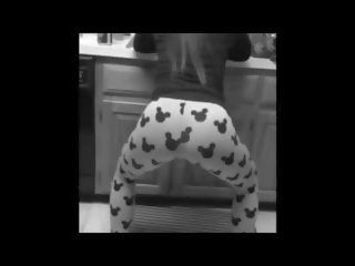 Twerking zestawienie przez shames z szary