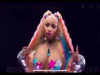 Nicki minaj ngực đưa đẩy nhẹ