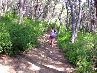 Jogging ripened frau charlotte verführen bis strand erwachsene film von fremder