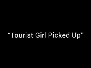 Tikar abroad - slutty brunett turist lina joy ridning hård phallus medan traveling